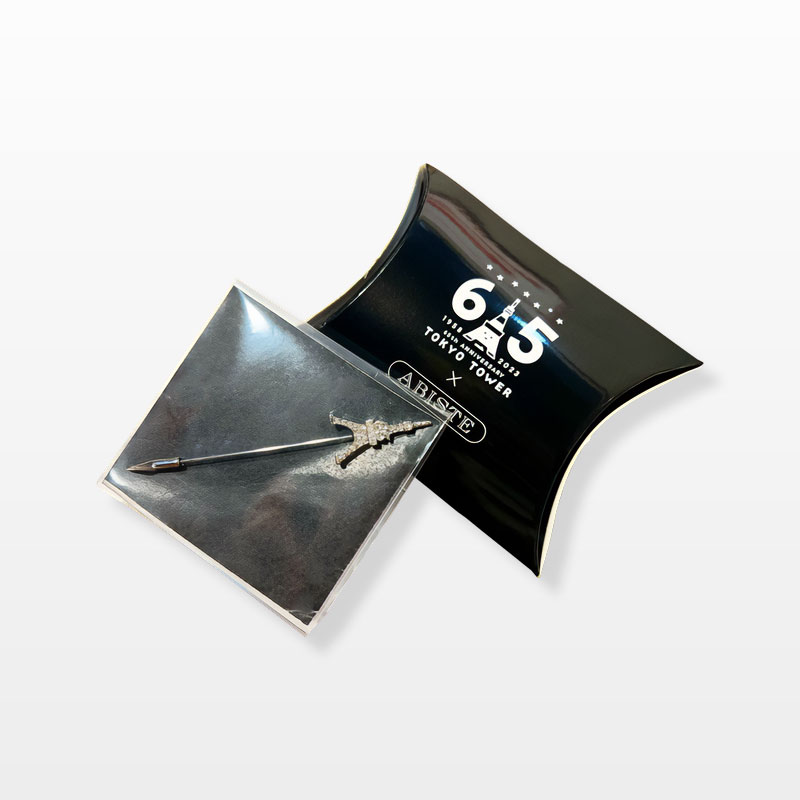 65周年記念ピンブローチ